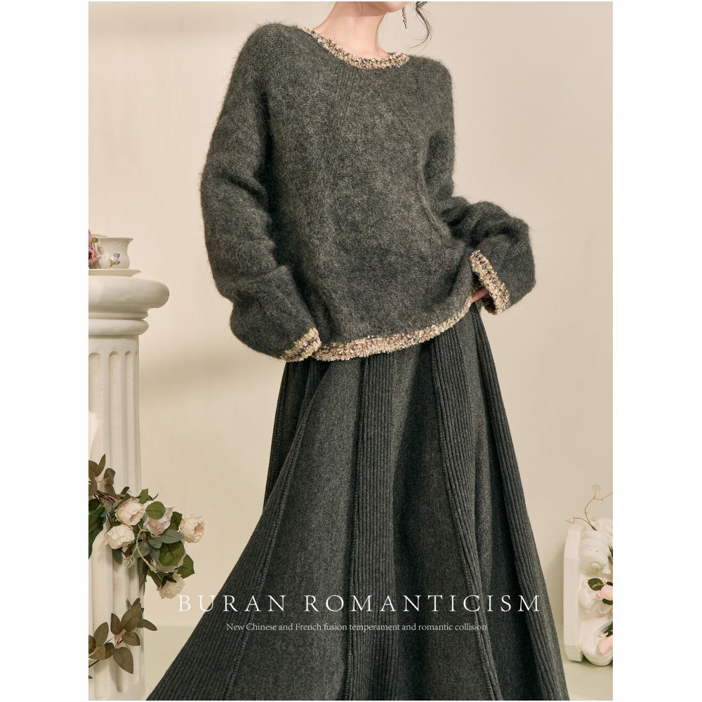 2025 Spring Grey Sweater Women s Autumn Winter Hoodie French Retro Gentle Lazy Style High End Feeling Super Beautiful Knitted Sweater image 3