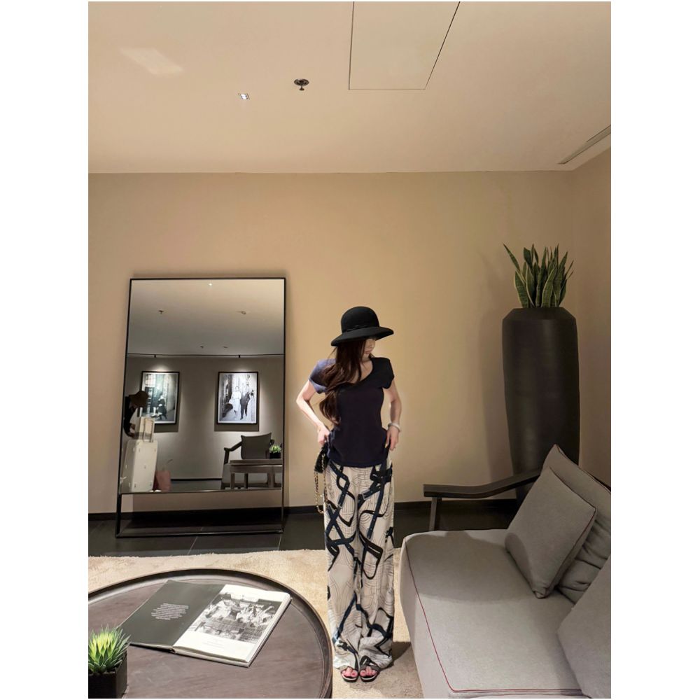 Kikimoold Money Wear Wide Leg Pants Ice Silk Satin Pants Women s Presbyopia Pants Walking Pants Thin image 6