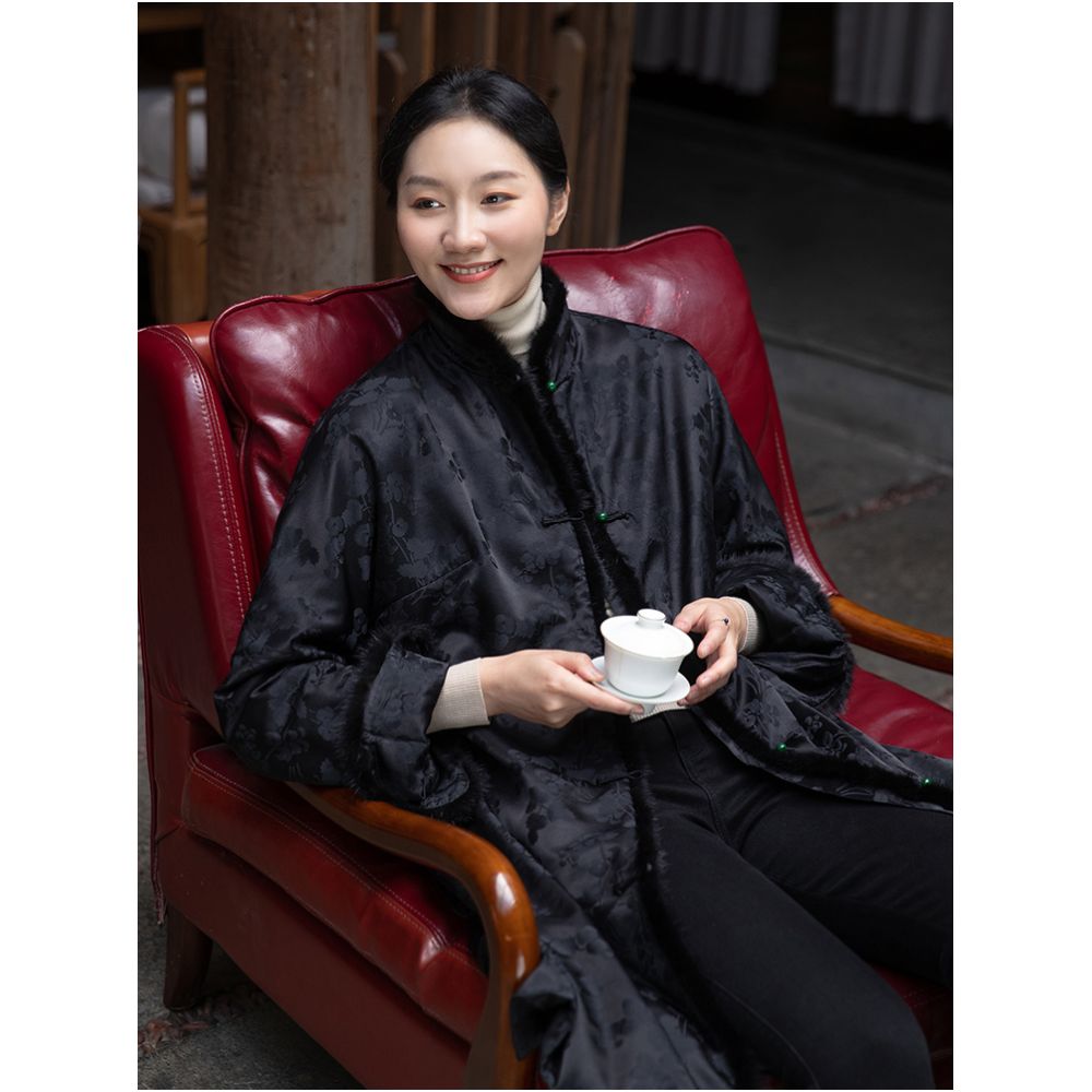 Silk jacquard Chinese style open collar mink fur medium long style retro loose winter cotton coat Tang style women s coat image 3