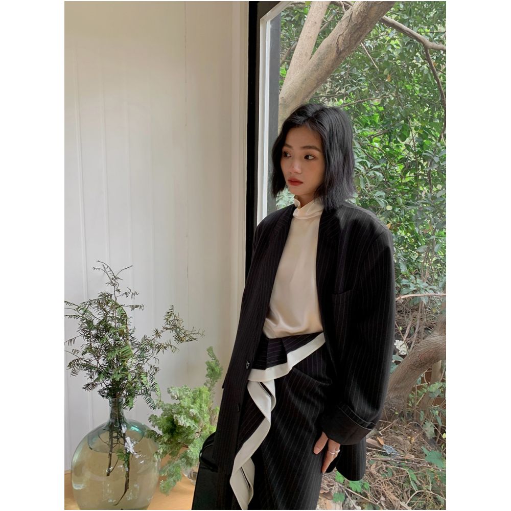 MUALLYCHEN outstanding posture runway striped wool suit long skirt agile ruffle edge wrapped hip skirt image 3