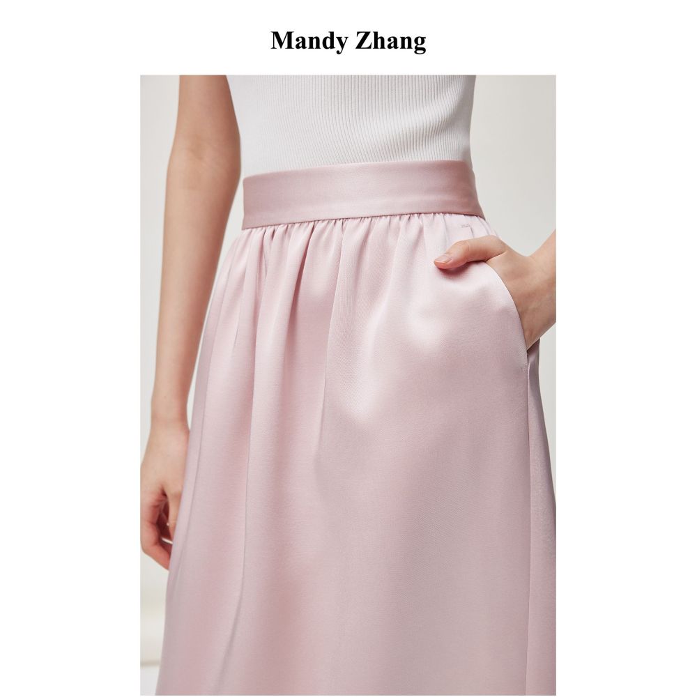 Mandy Zhang black satin pleated design flower bud straight tube skirt for women reducing age and slimming temperament skirt autumn image 3