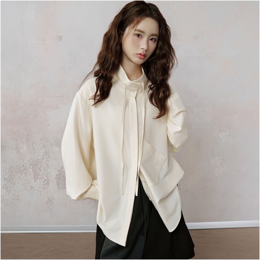 JfYanYan almond light milk beige shirt women s top for autumn and winter layering loose and thick bottom shirt image 0