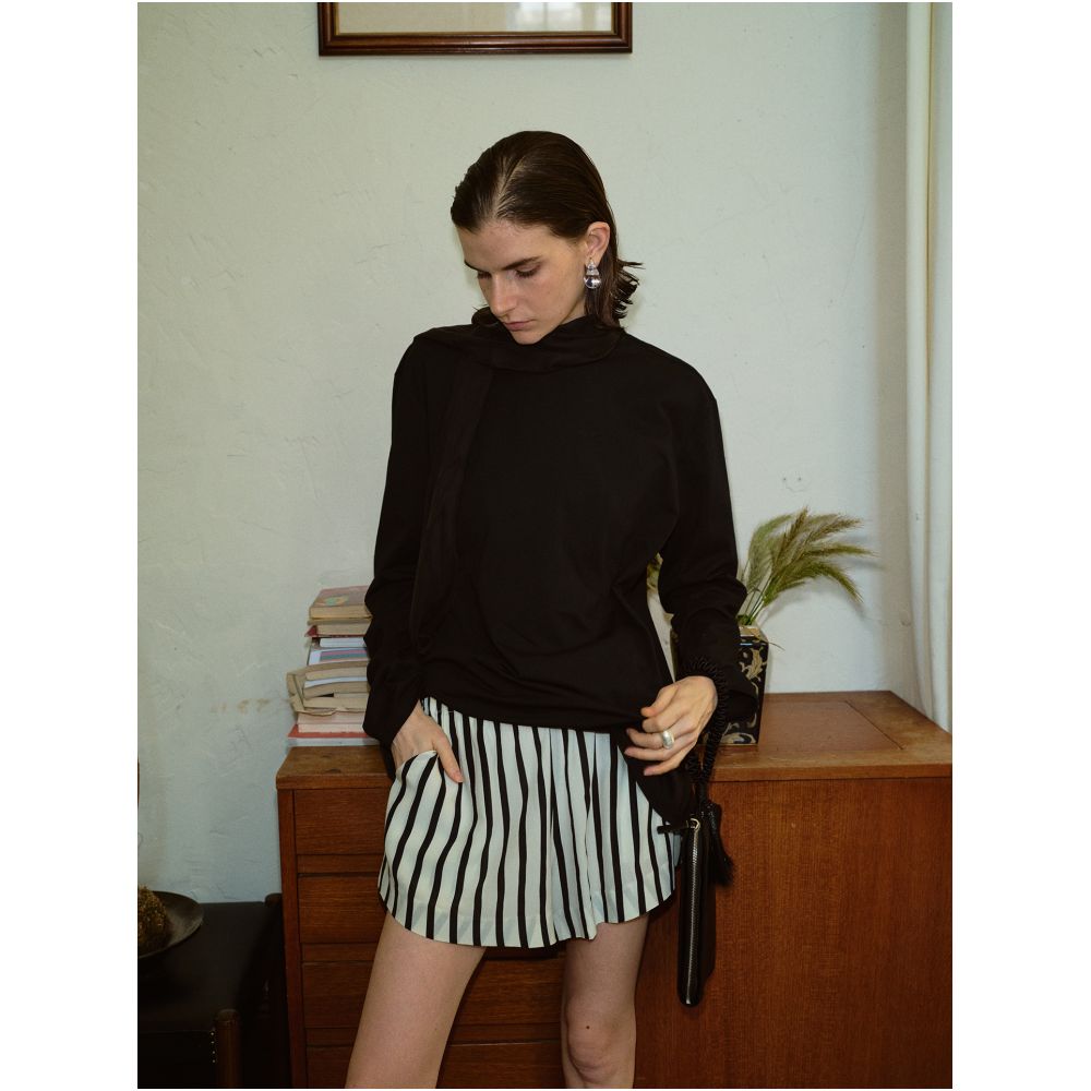 TOP lazy romantic French retro niche design ribbon ribbed round neck loose long sleeved scarf T shirt image 3