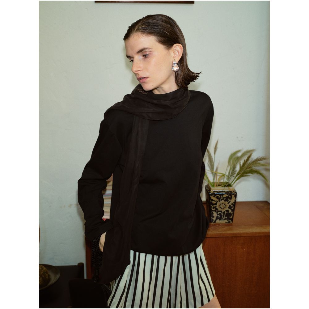 TOP lazy romantic French retro niche design ribbon ribbed round neck loose long sleeved scarf T shirt image 10