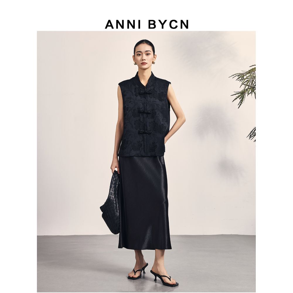 Annibycn New Chinese Style Black Vest Women s Spring and Autumn Female Temperament Standing Collar Jacquard Buckle Top image 3