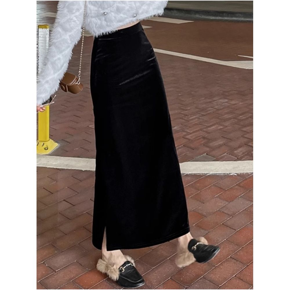 Rouje Naive Gold Velvet Half length Skirt Women s Long Skirt New Autumn and Winter High Waist Drop Feel Split Straight Tube Skirt image 0