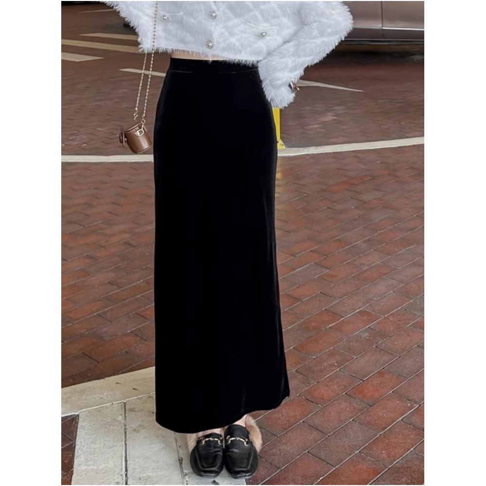 Rouje Naive Gold Velvet Half length Skirt Women s Long Skirt New Autumn and Winter High Waist Drop Feel Split Straight Tube Skirt image 2