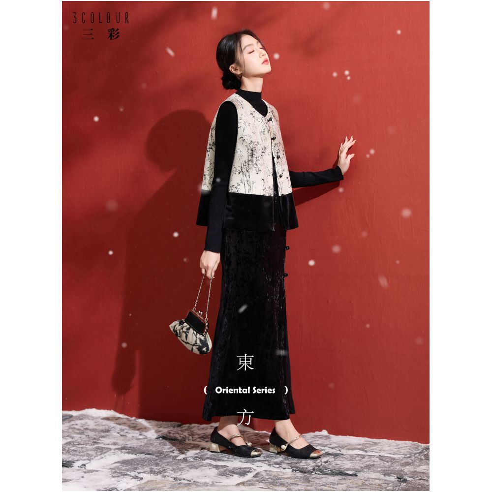 Three color wind shaking green bamboo 2025 autumn and winter new style new Chinese style thermal storage cotton vest jacket women s vest C image 0