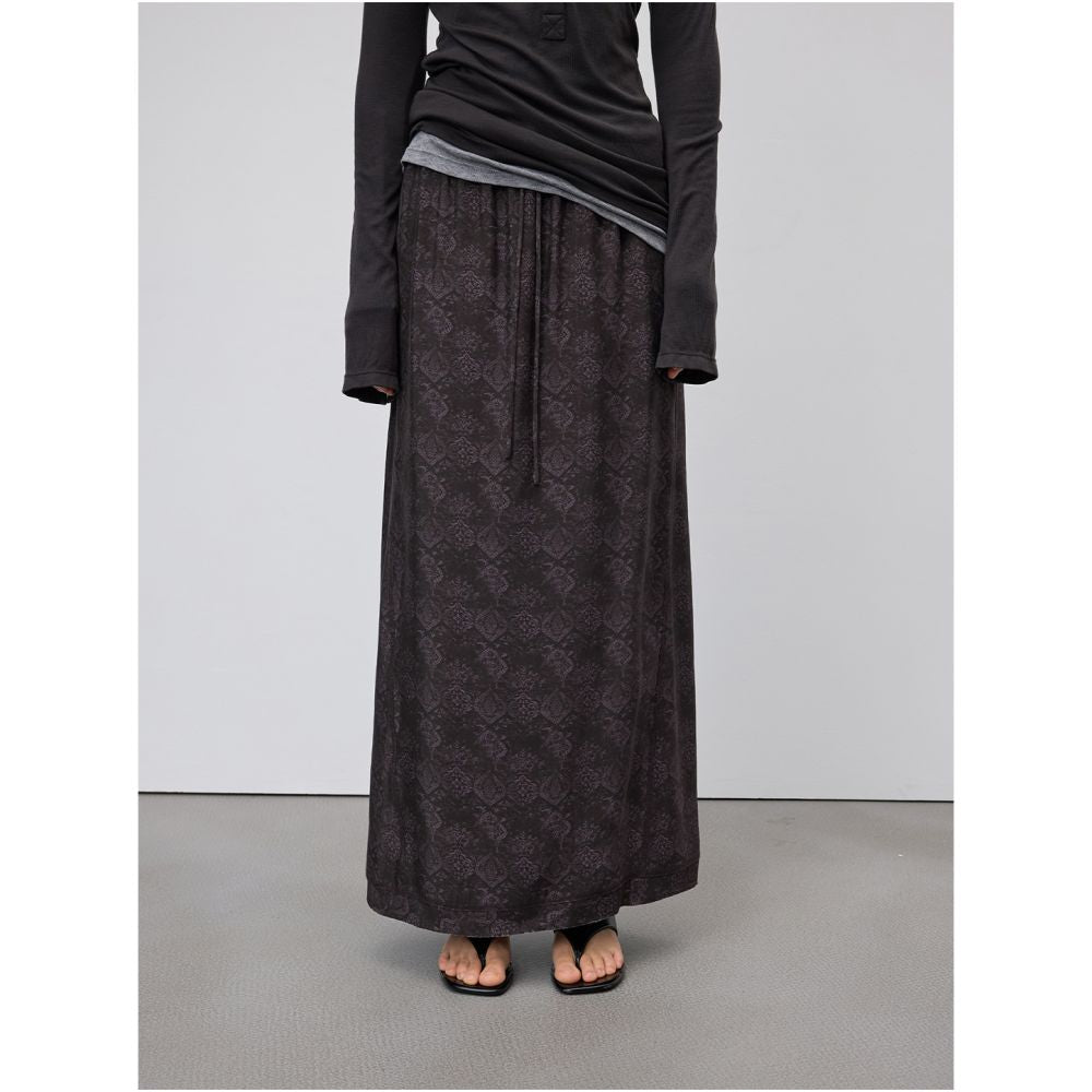 RandomPiece25 autumn new matte distressed design with elastic waistband and back slit totem dark print skirt image 6