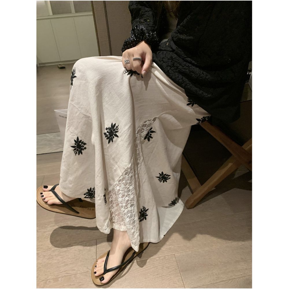 Fanccy Linen Embroidered Lace Splicing Half length Skirt for Women 2025 Summer New Style A line Medium length Design image 2