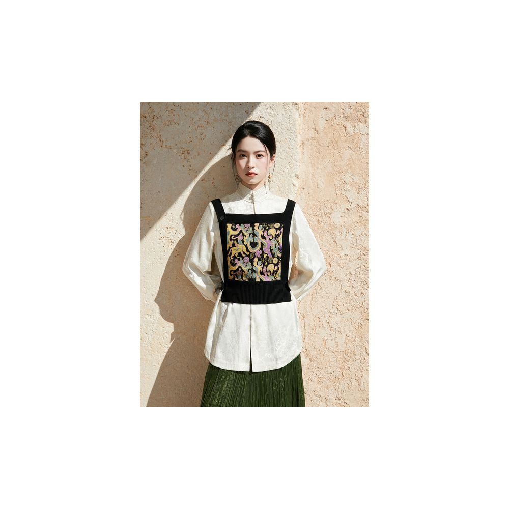 Breaking Clouds at Any Time Weaving Brocade Arm Protection Pattern New Chinese Color Contrast Jacquard Cashmere Sweater Vest for Women image 3