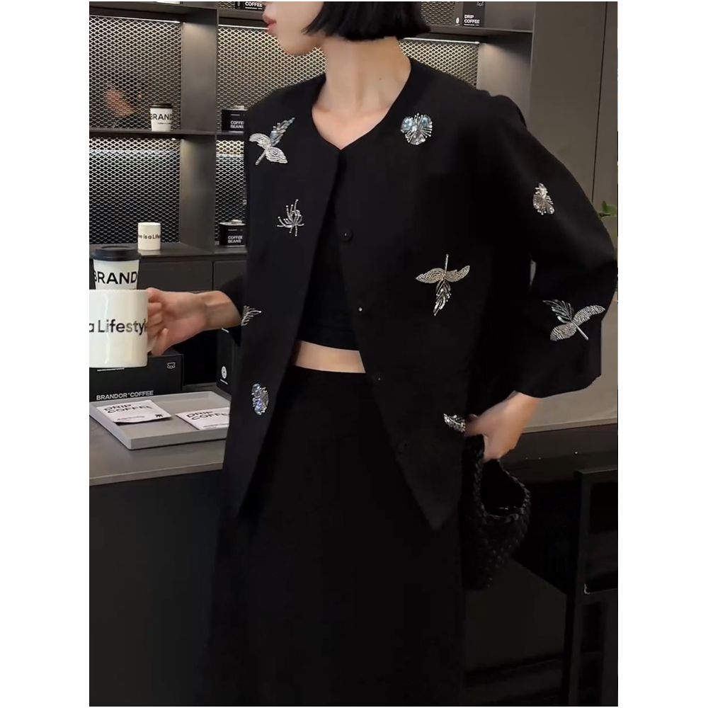 Advanced sense of fashion temperament black exquisite embroidery long sleeved jacket women s autumn new design chic top trendy image 0