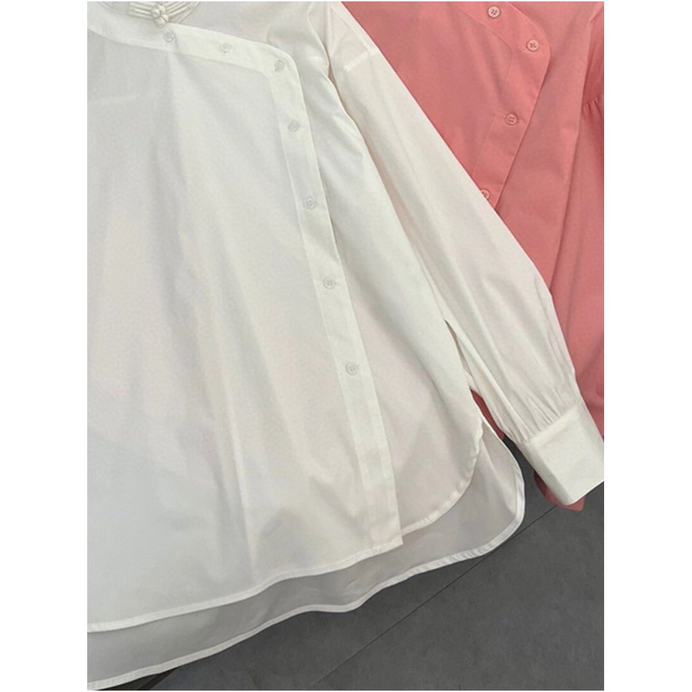 You re going crazy wearing such good clothes Crazy slimming summer style new Chinese style white high end slanted collar button design shirt image 3
