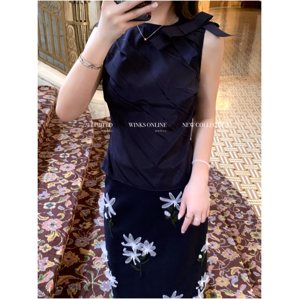 ASAYA5383 – Paris Sculpted Ribbon Top 🖤🎀