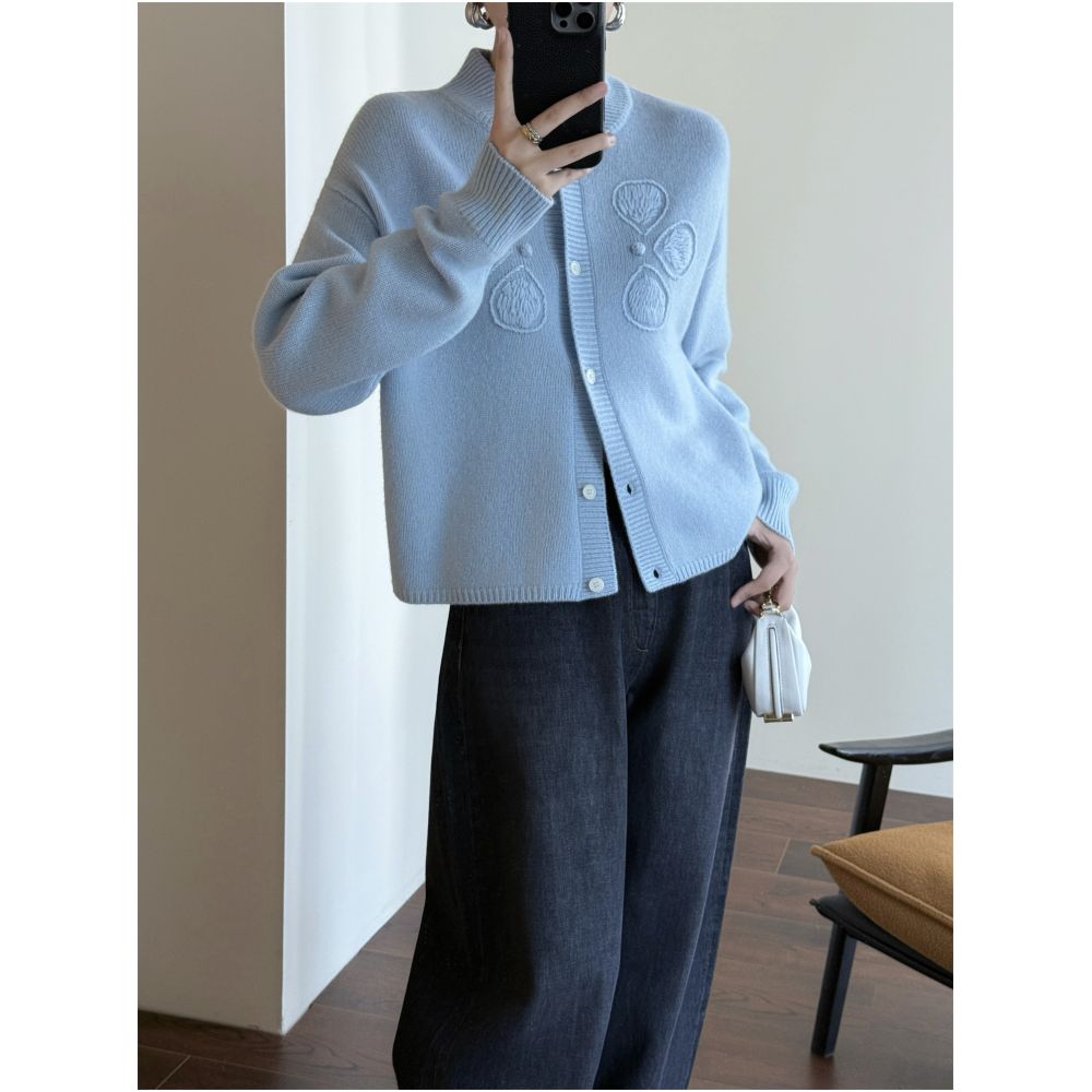 WANG light oxygen sensation German aircraft heavy industry embroidery embroidery soft wool knitted cardigan top image 2