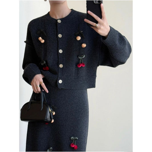 ASAYA5394 – Winter Berry Wool Knit Set 🍒✨