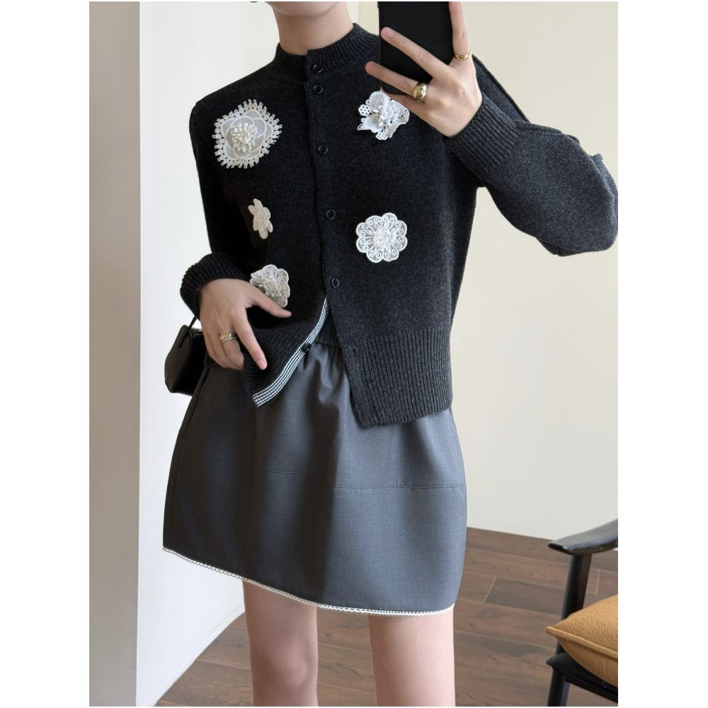 Wanger Yuefei Garden 100 wool retro three dimensional flower color blocked long sleeved cardigan lace half skirt image 4