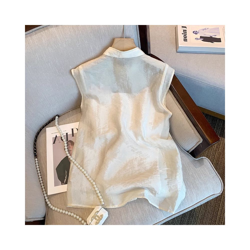 New Chinese style retro embroidered stand up collar vest shirt with summer temperament casual and high end feeling exquisite sleeveless top image 1