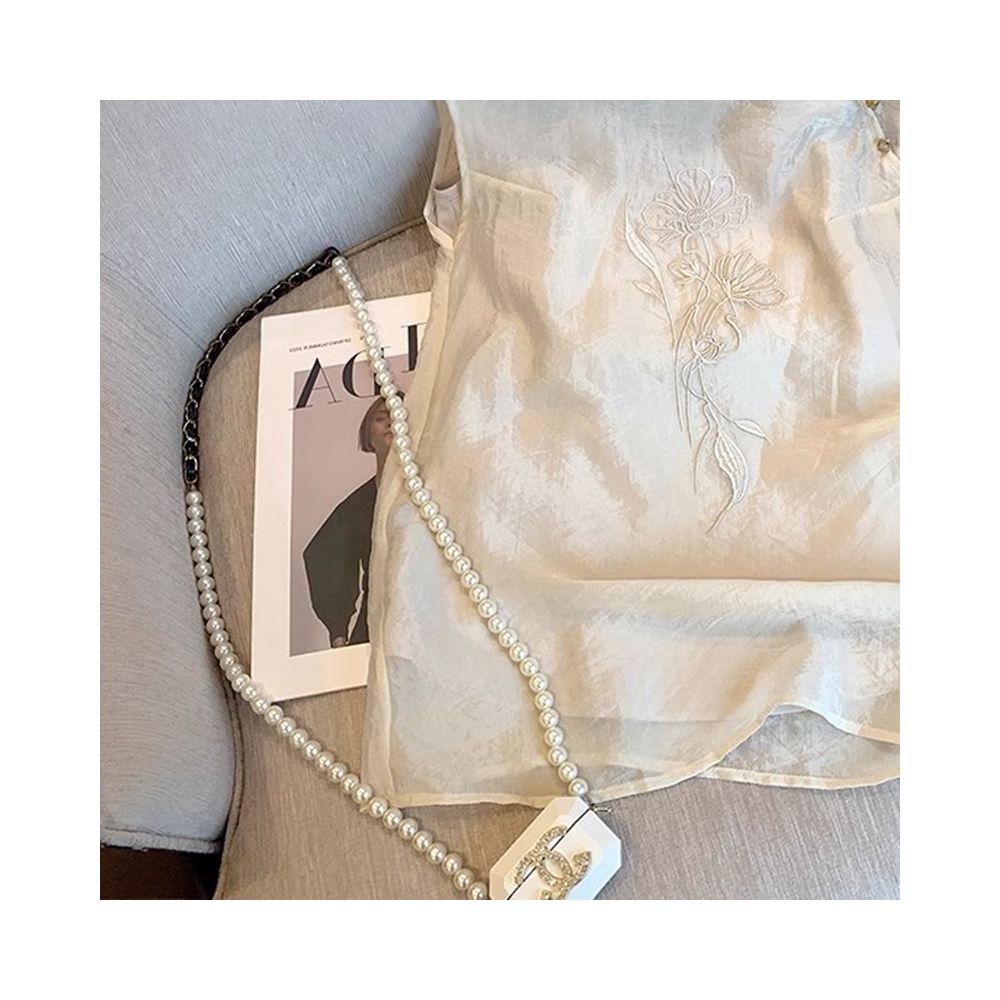 New Chinese style retro embroidered stand up collar vest shirt with summer temperament casual and high end feeling exquisite sleeveless top image 4