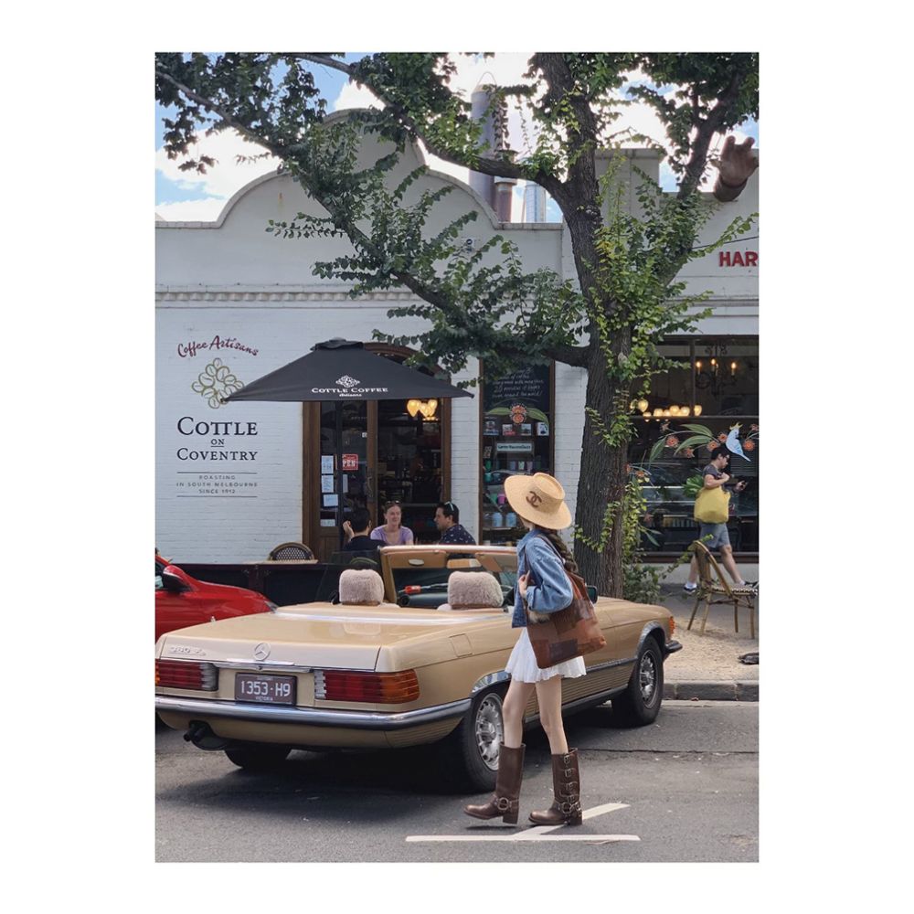 Golden Mushroom Mushroom Le Train Bleu Pear and Small White Flower Lace Embroidered Palace Style Top image 3