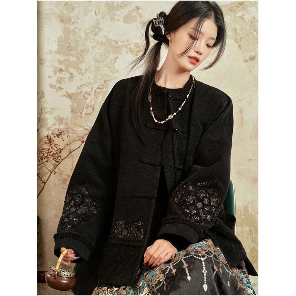 Thirteen Little Bean Sprouts Dark Blue Winter New Chinese Style Button Black Embroidered National Style Round Neck Coat for Women Autumn and Winter image 1