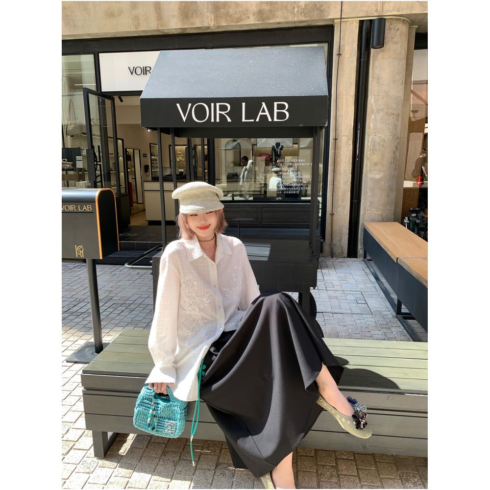 Ouyang 3D Embroidered White Shirt for Women s Summer New Design Sense niche shirt loose retro top image 3