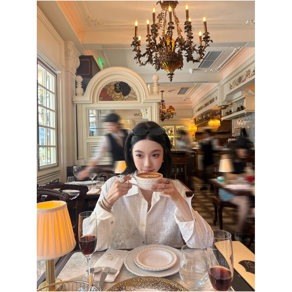 ASAYA5443 – Étoile Textured Embroidery Shirt ✨🤍