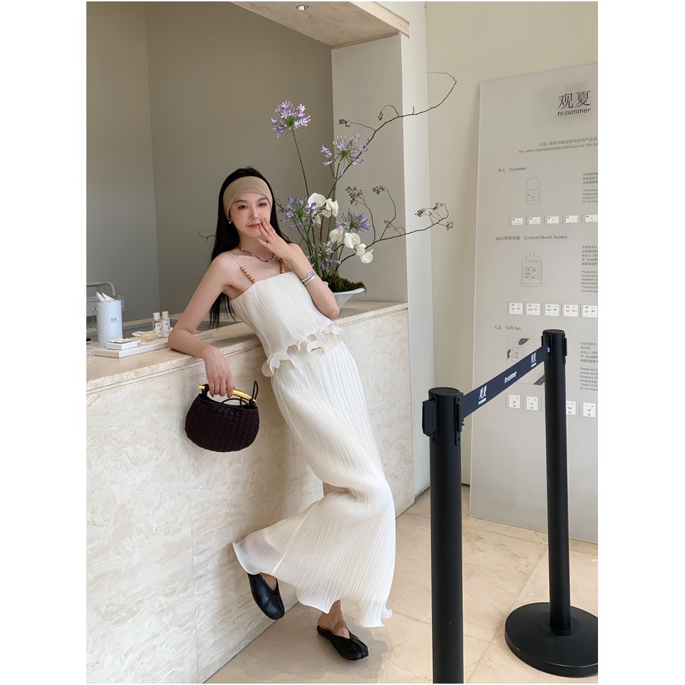 Ouyang Mu s ear bead suspender half skirt set for women s summer new design niche two piece set image 1