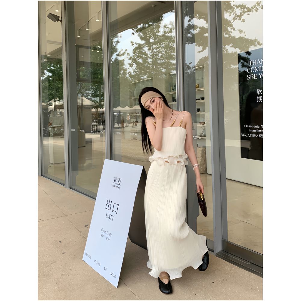 Ouyang Mu s ear bead suspender half skirt set for women s summer new design niche two piece set image 3