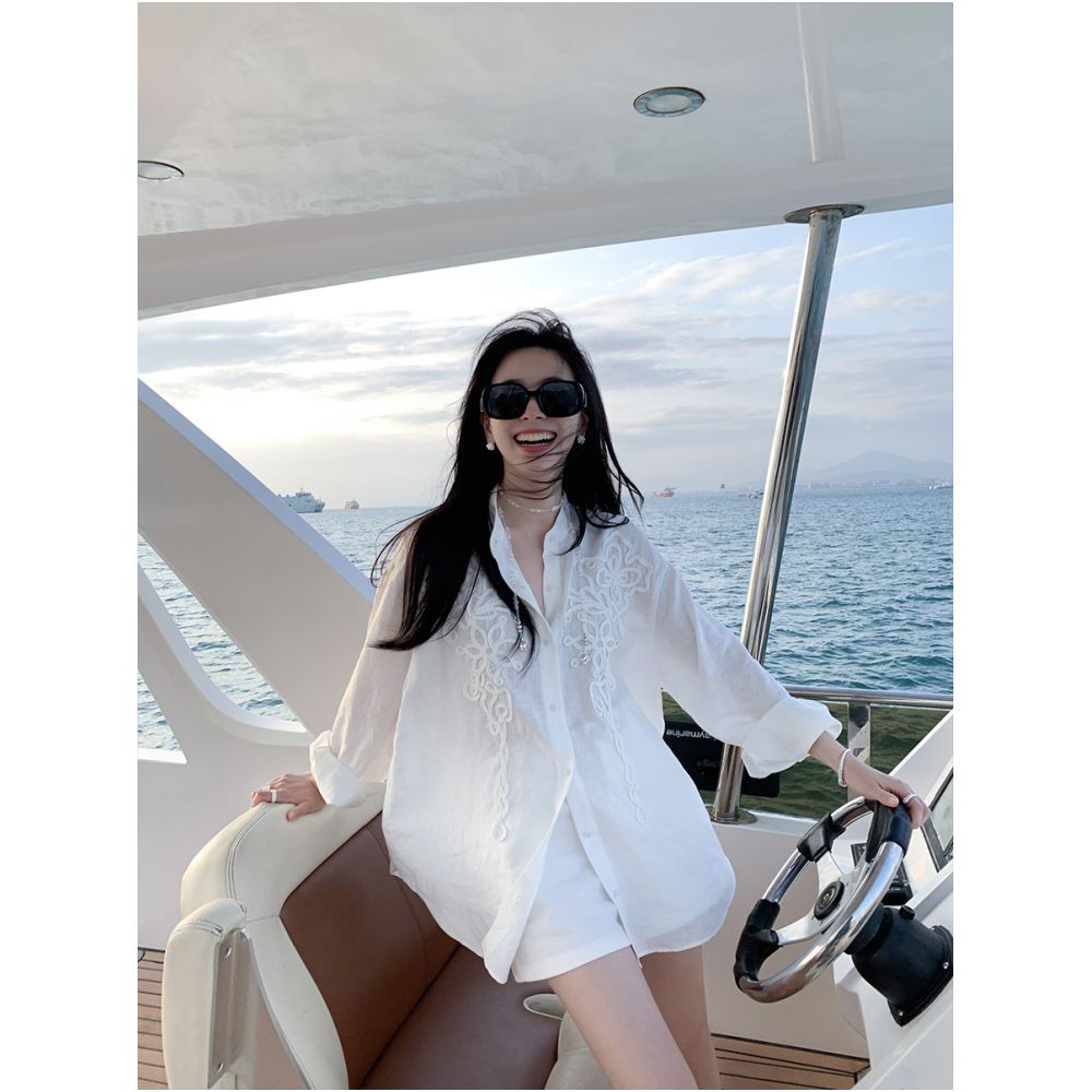 Xia Shiwen Full Linen Plate Embroidered Retro Blue and White Shirt High Waist Straight Tube Wide Leg Pants Women s Xia Lao Qian Set image 2