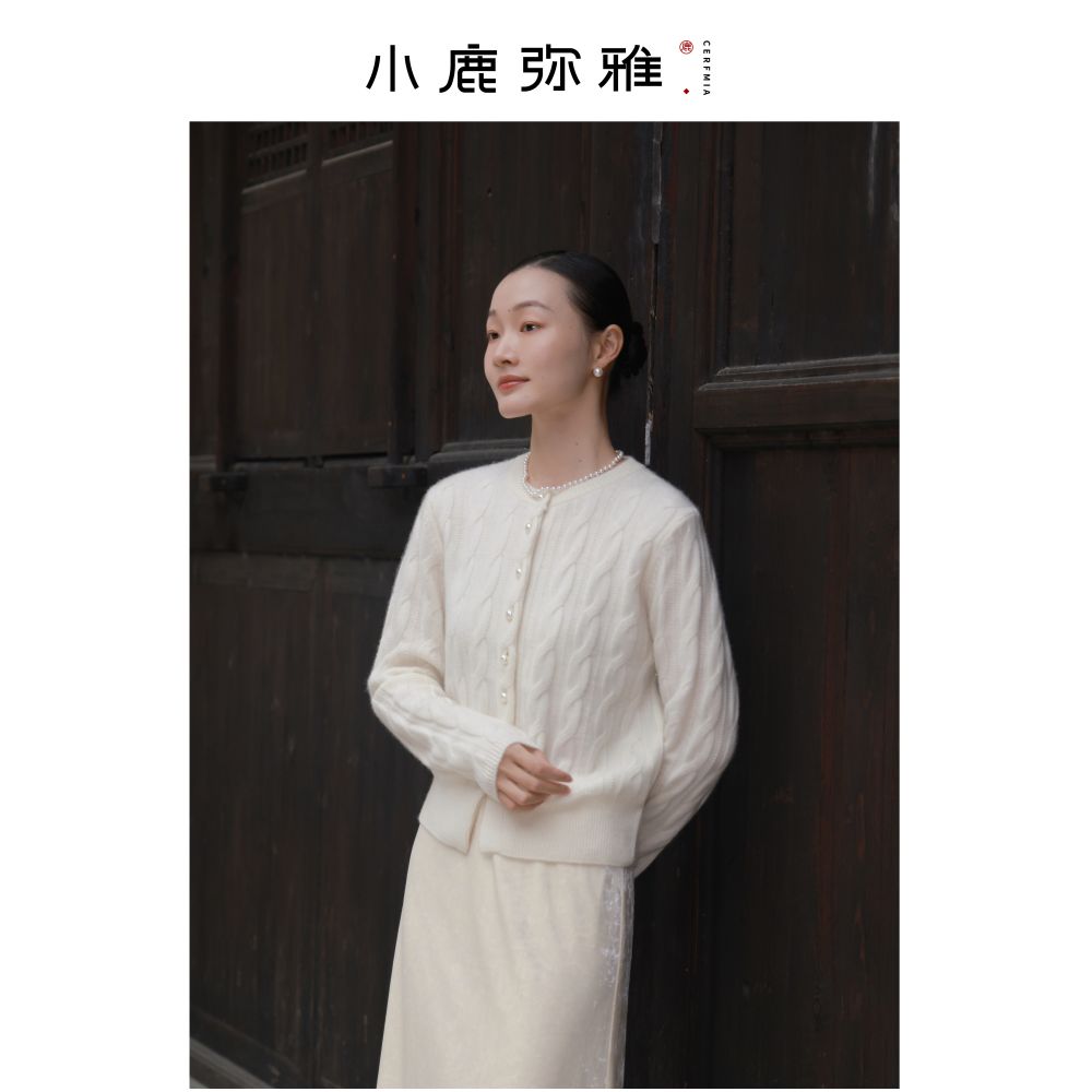 Deer Miya Pearl Button Cable Knit Cashmere Crew Neck Sweater Cardigan for Autumn and Winter image 1