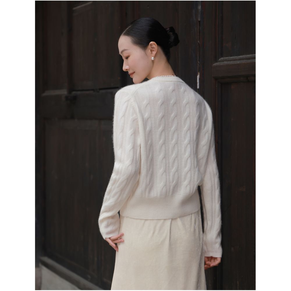 Deer Miya Pearl Button Cable Knit Cashmere Crew Neck Sweater Cardigan for Autumn and Winter image 3