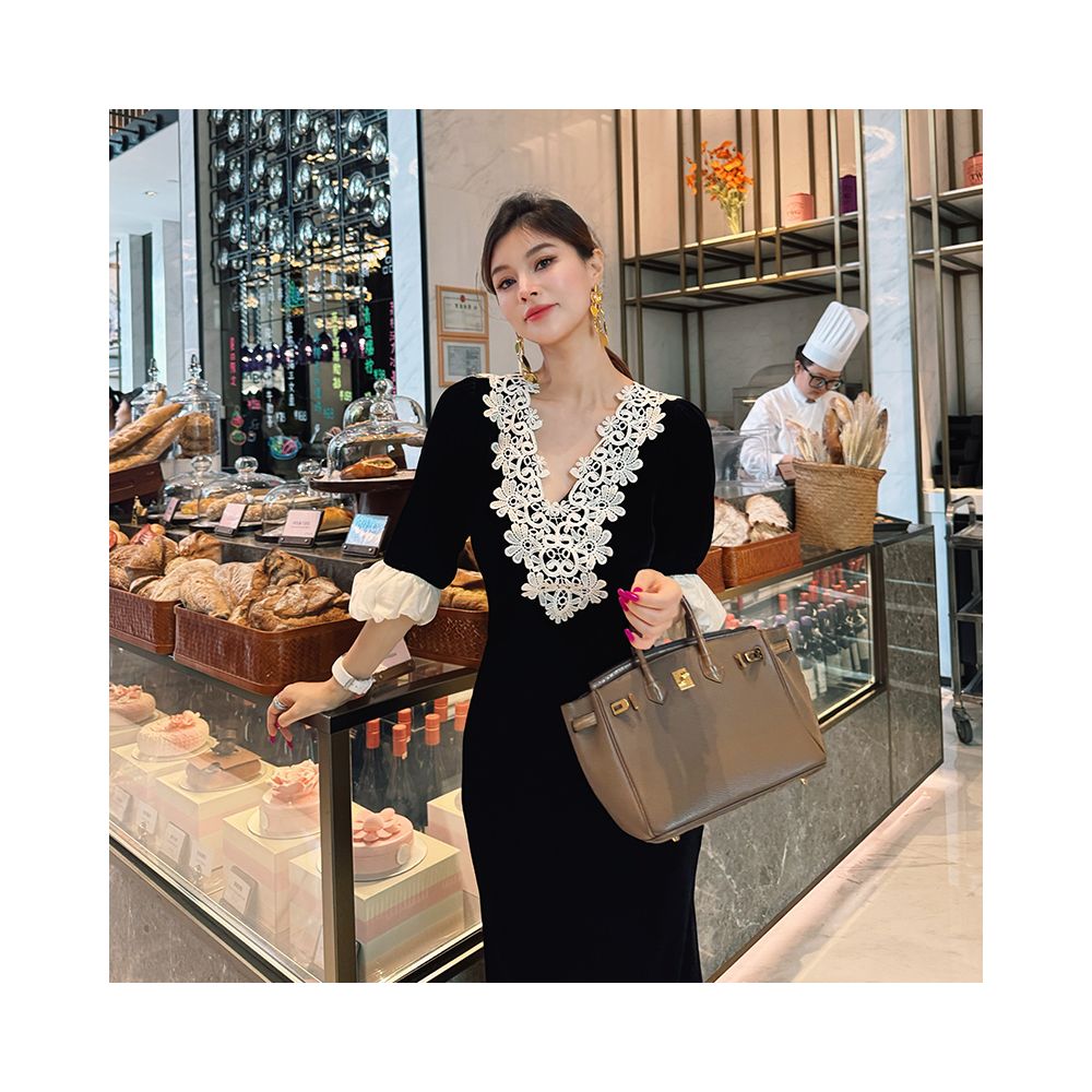 French temperament high end and beautiful lace black silk velvet dress women s 2025 autumn new dress long skirt image 1