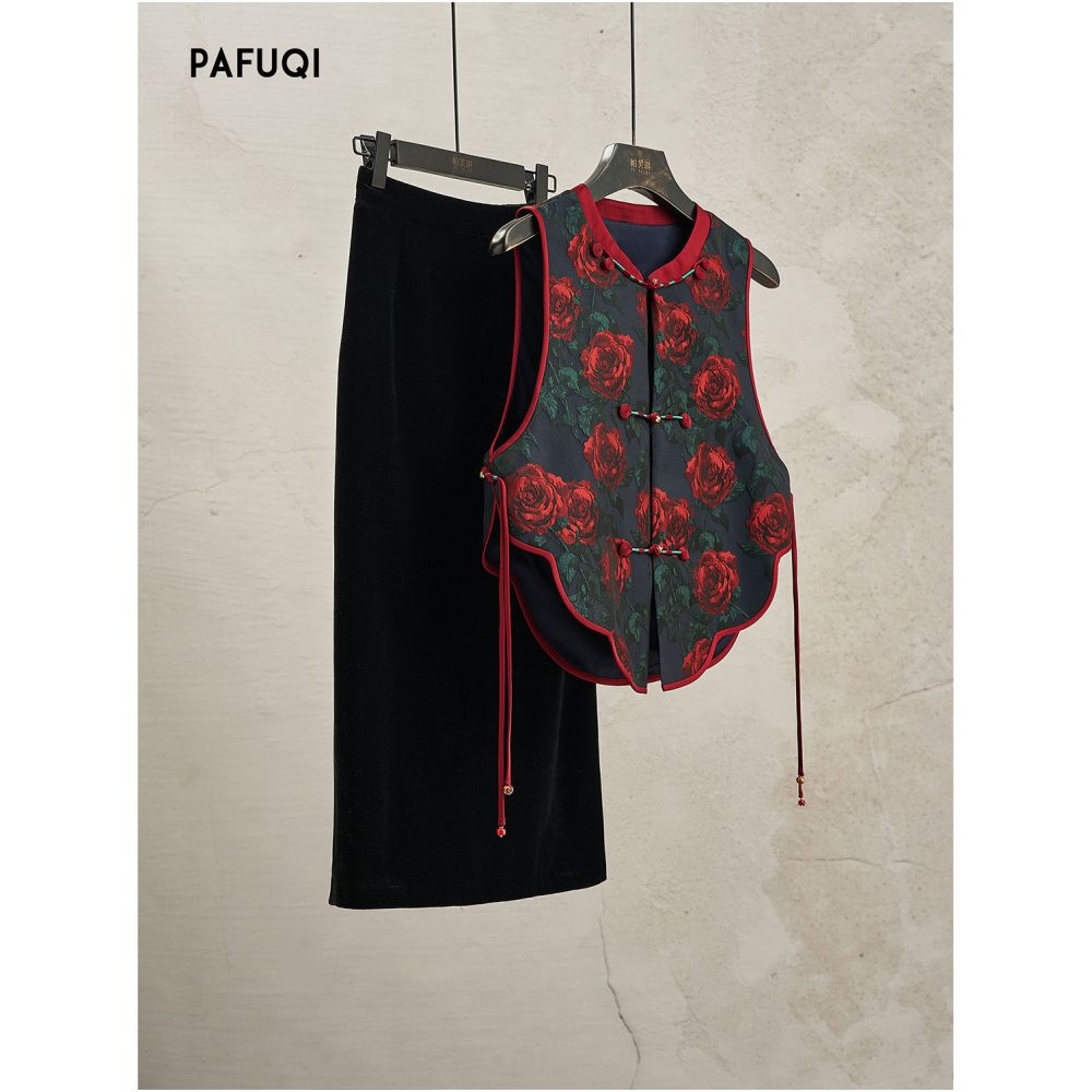 New Chinese style Chinese style dress set retro high end feeling red rose jacquard vest camisole top women s clothing 2025 new style image 0