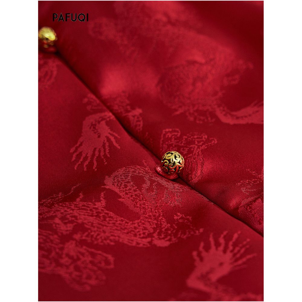 Improved Chinese style women s clothing 2025 new winter stand up collar jacquard red layered vest vest vest vest jacket image 4