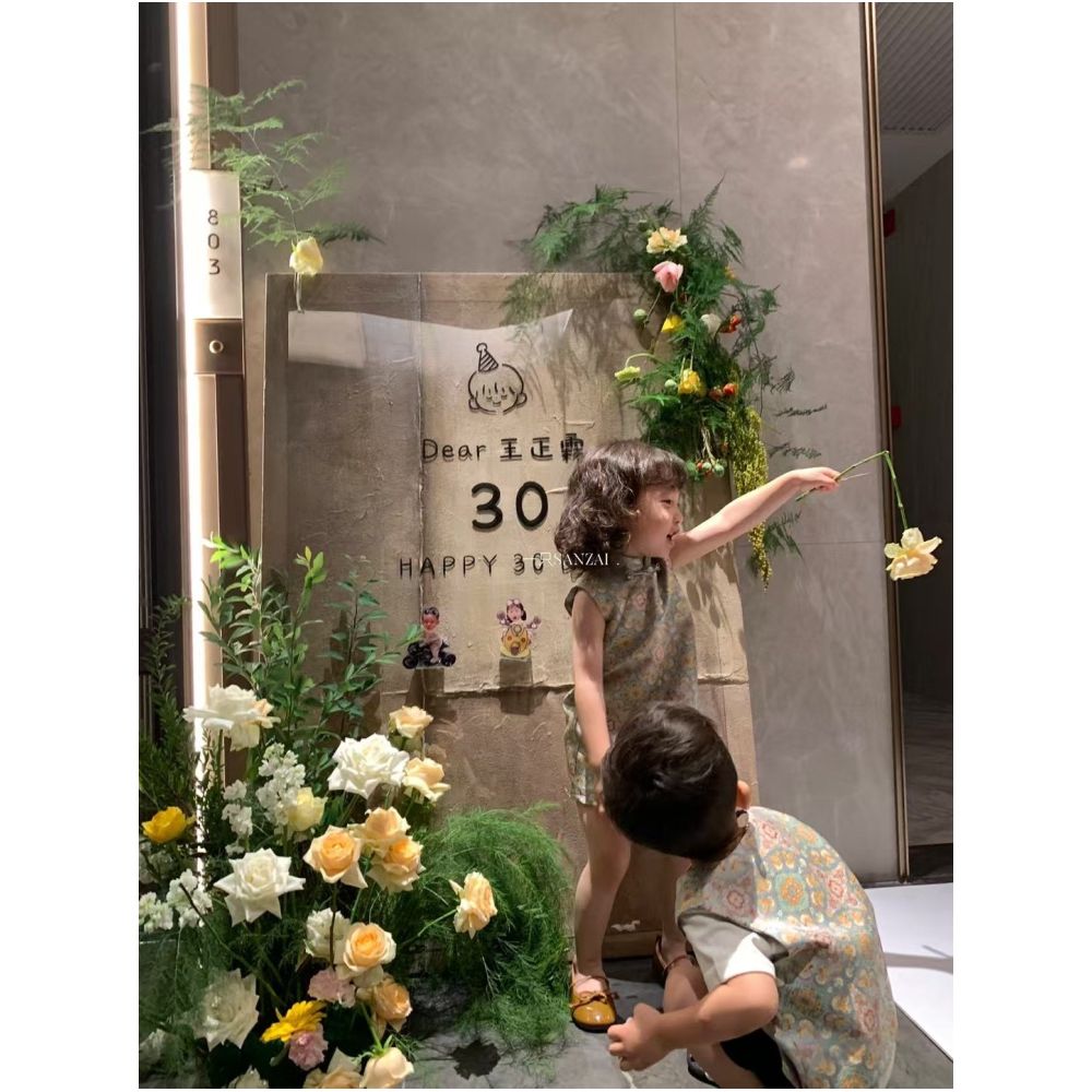 A three child new Chinese style children s clothing girl Hanfu retro Tang style vest Chinese style baby girl cheongsam dress image 3