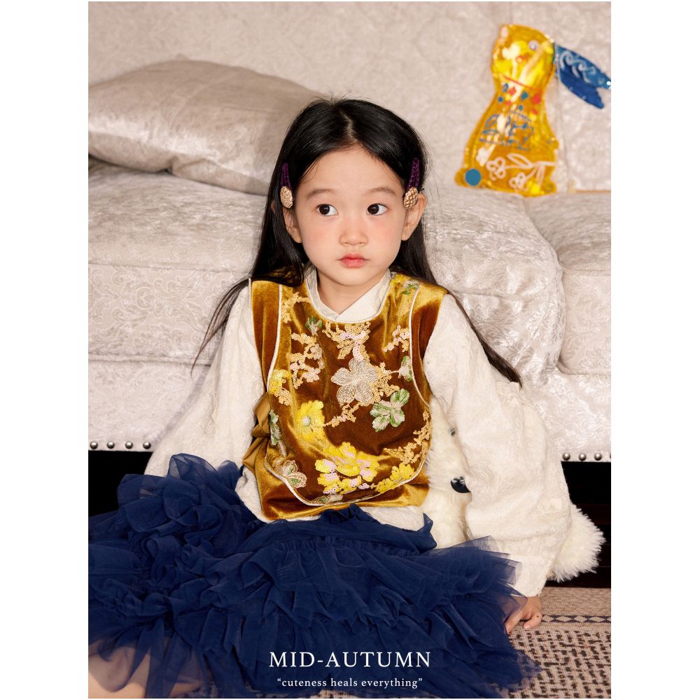 Add Q Original Gilded Guiying New Chinese style sequin embroidered velvet vest mesh fluffy half skirt New Year s wear image 0