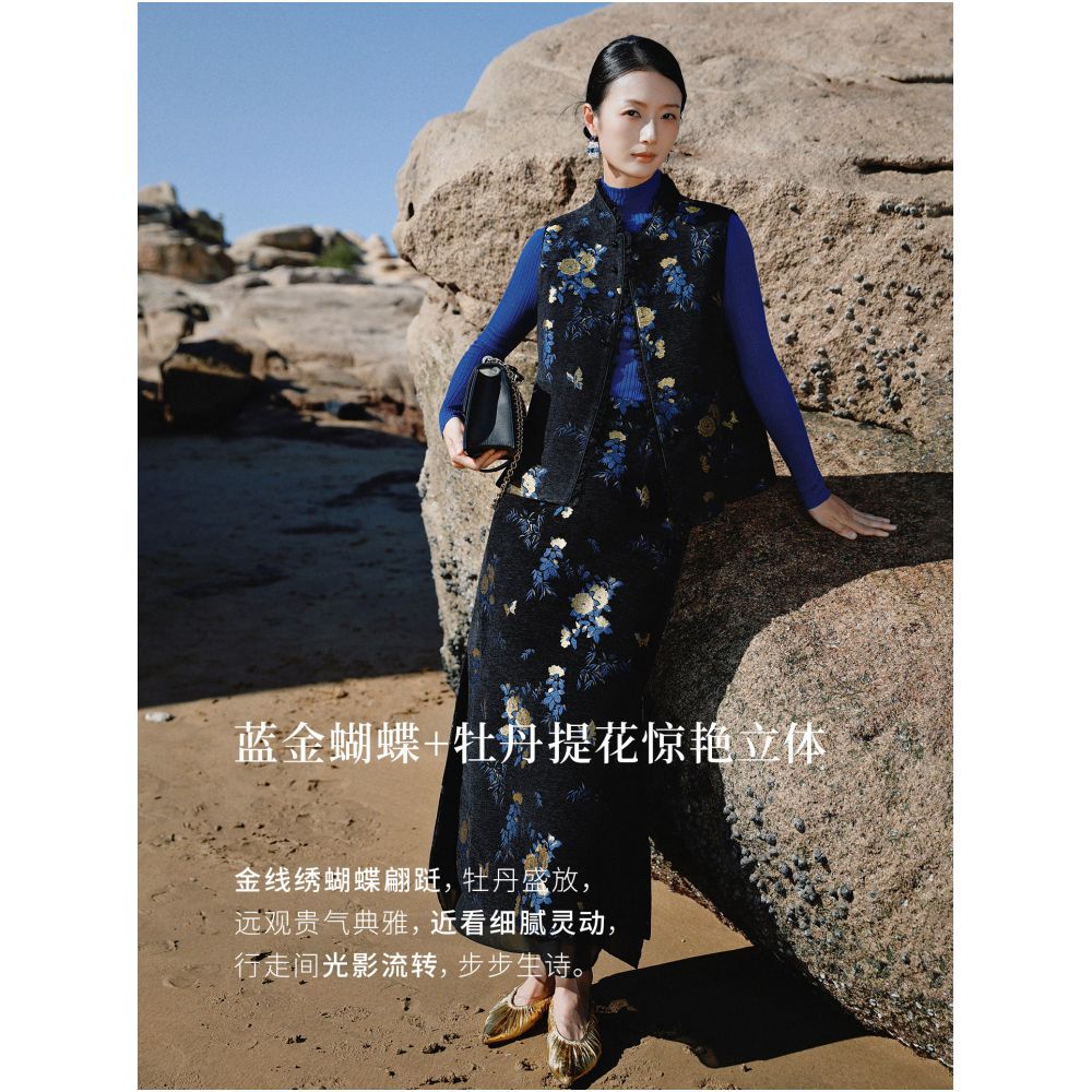 Interface Mulberry Silk Blended New Chinese Style Set Improved Vest Half Skirt Retro Elegant Women s Autumn Winter 2025 New Collection image 1