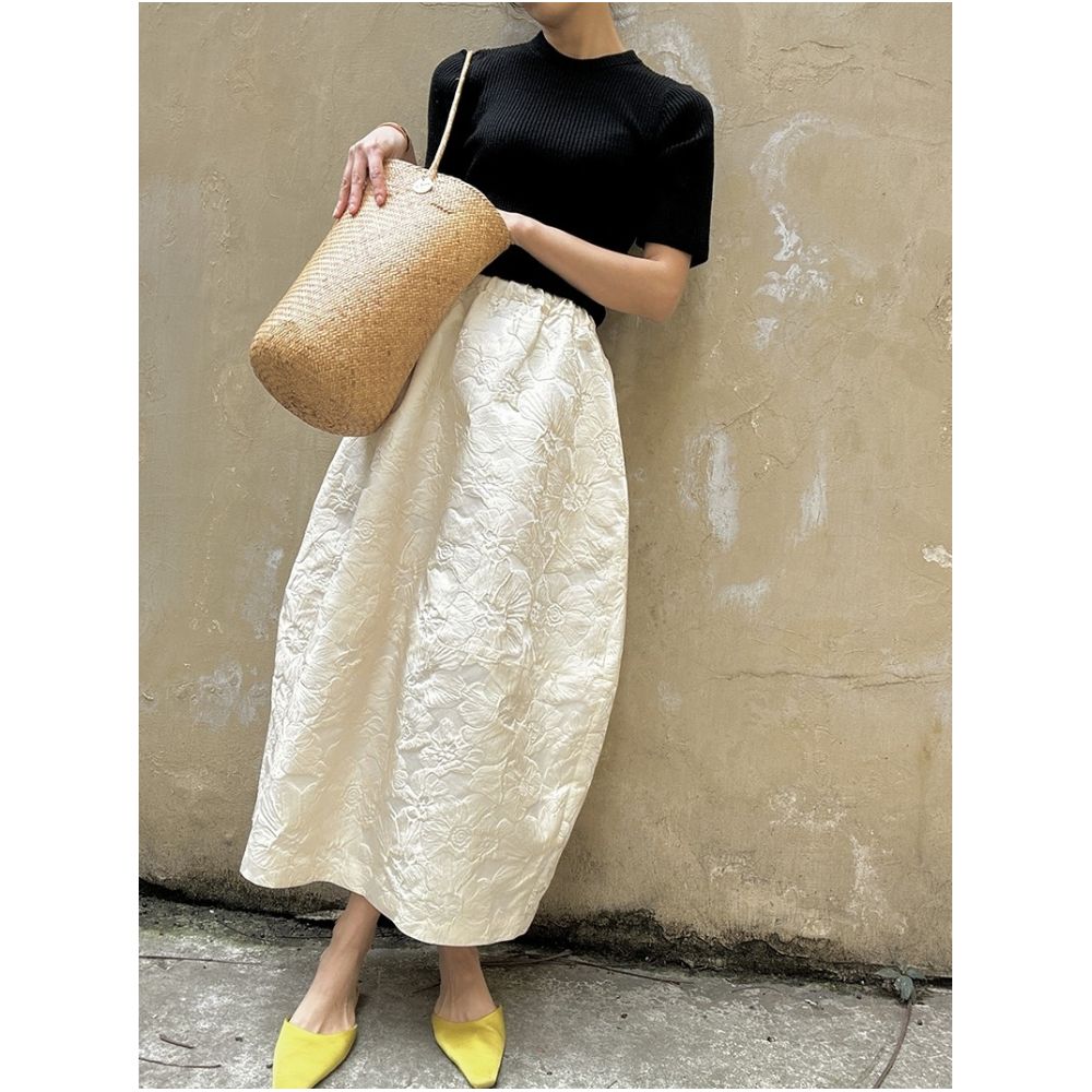 ASAYA5573 – Ivory Bloom Jacquard Skirt 🌼🤍