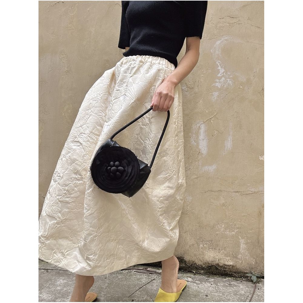 BLUE Ydu s original homemade Chinese style three dimensional concave convex flower relief jacquard flower bud half skirt cocoon shaped long skirt image 2