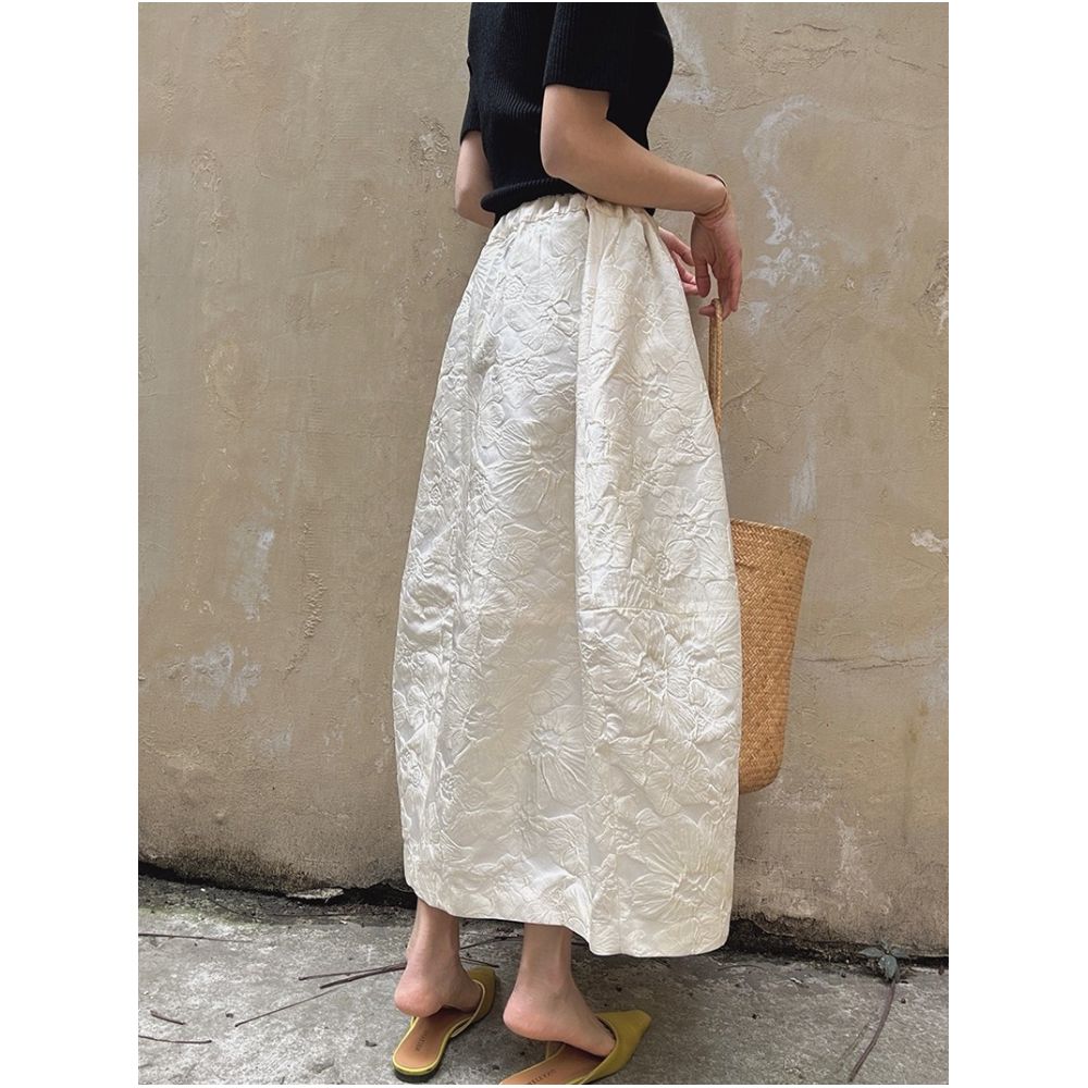 BLUE Ydu s original homemade Chinese style three dimensional concave convex flower relief jacquard flower bud half skirt cocoon shaped long skirt image 3