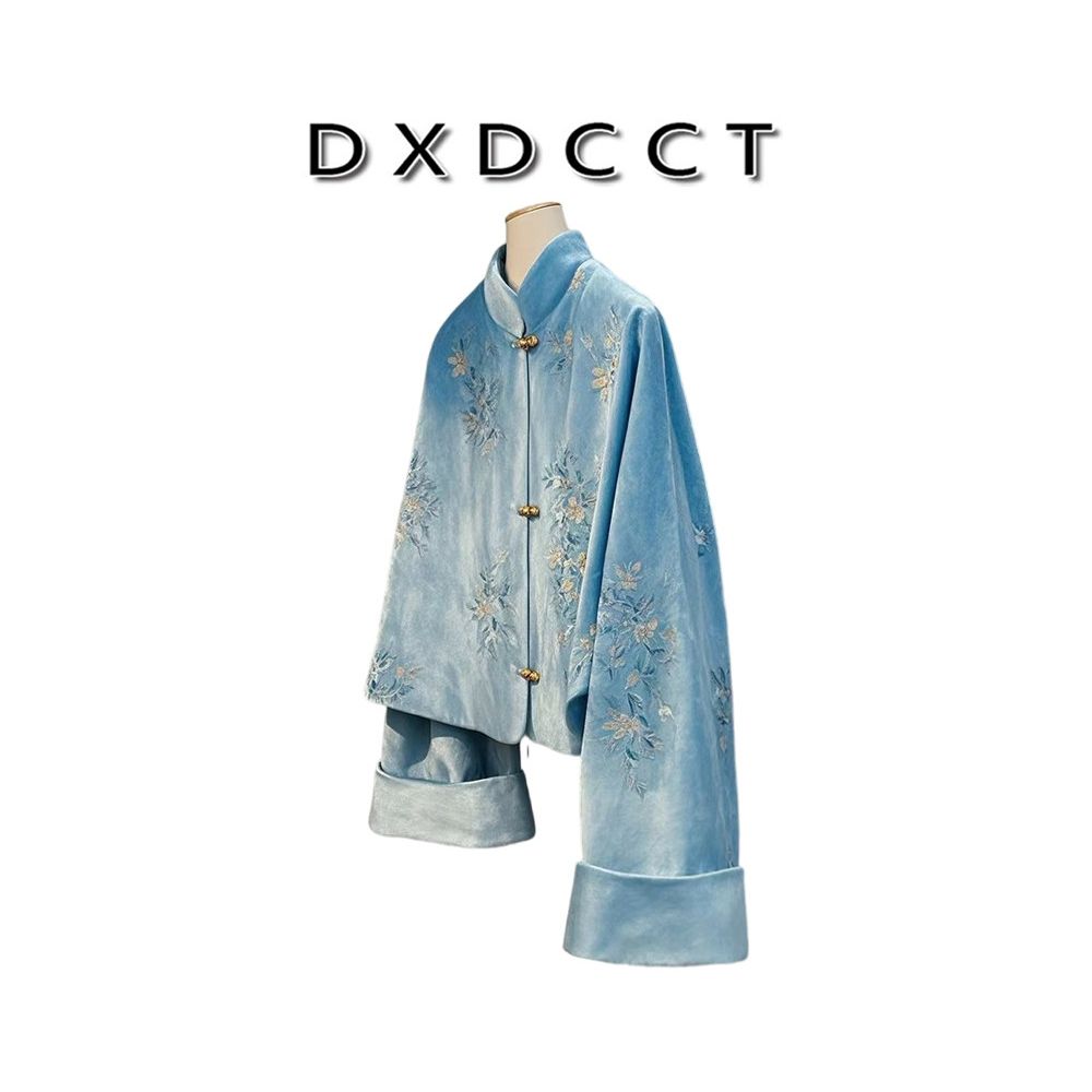 Spot new Chinese style and Western style embroidered velvet jacket for women in autumn 2025 new buckle Tang style top image 2