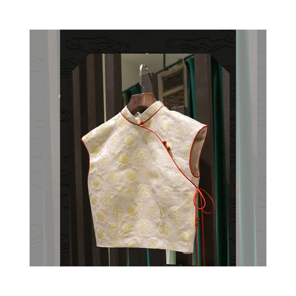 New Chinese style buckle design with unique vest for women 2024 new summer slim fit short top trendy ins image 2