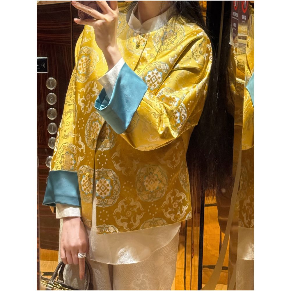 New Chinese style original design for spring and autumn 2025 new top for women new Song brocade jacquard round neck gold jacket image 4