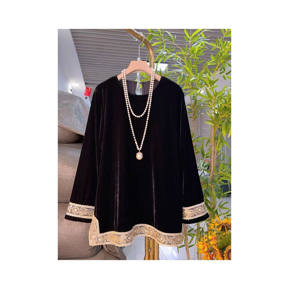 New Chinese Oversized Women s Wear New China Chic Style Velvet Top in Autumn 2025 image 1