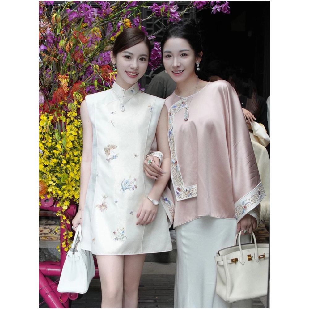 New Chinese style retro embroidered cheongsam skirt for women in summer with a high end feel and super beautiful beige dress and short skirt image 3