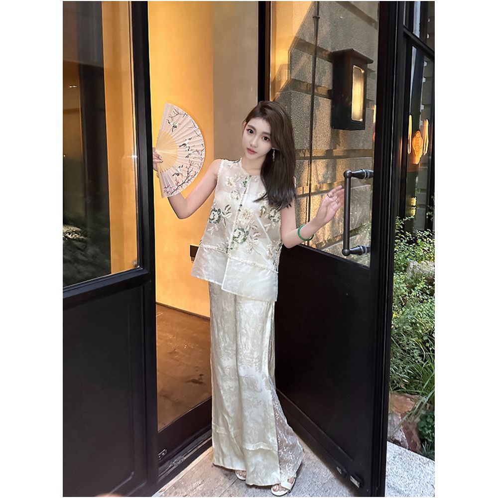 New Chinese style retro light luxury set for women in summer with a high end feel and a super beautiful vest skirt image 4
