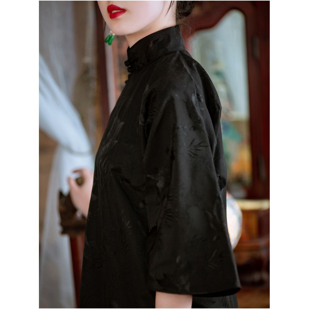 Listening to the Rain Through the Idle Window One City Wind Spring Summer Autumn Chinese Republican Style Retro Seven Sleeve One Piece Ancient Style Cheongsam image 3