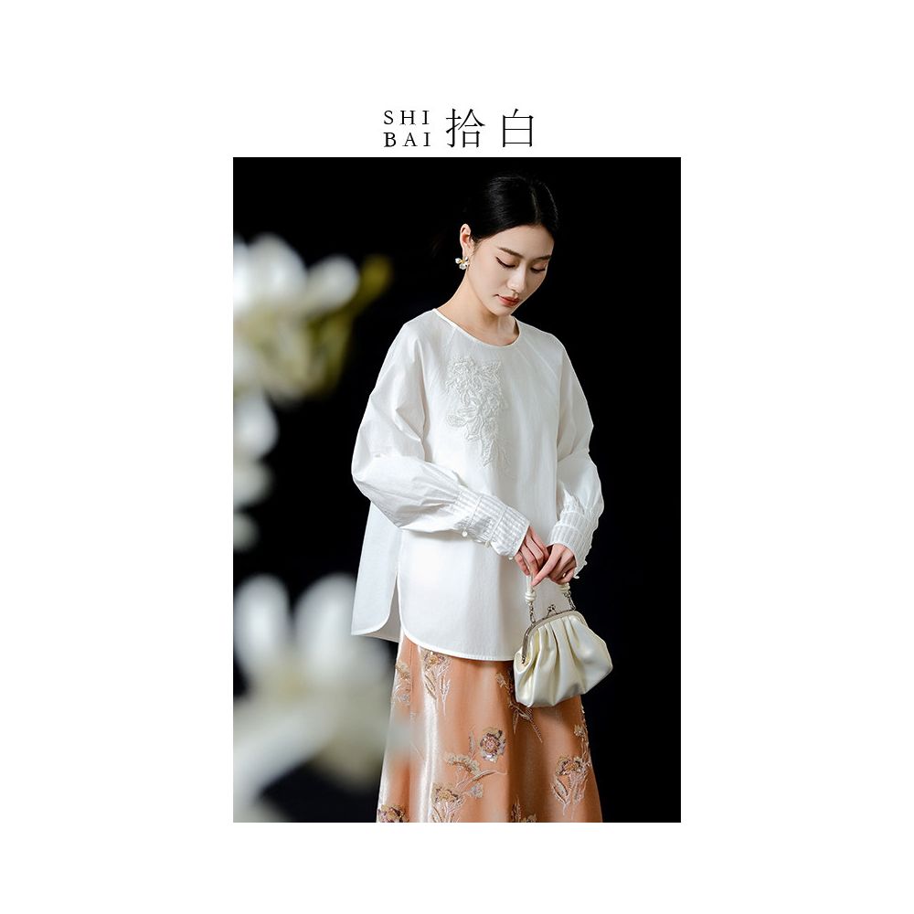 ASAYA5663 – Pure Grace Embroidered Blouse 🤍🌿