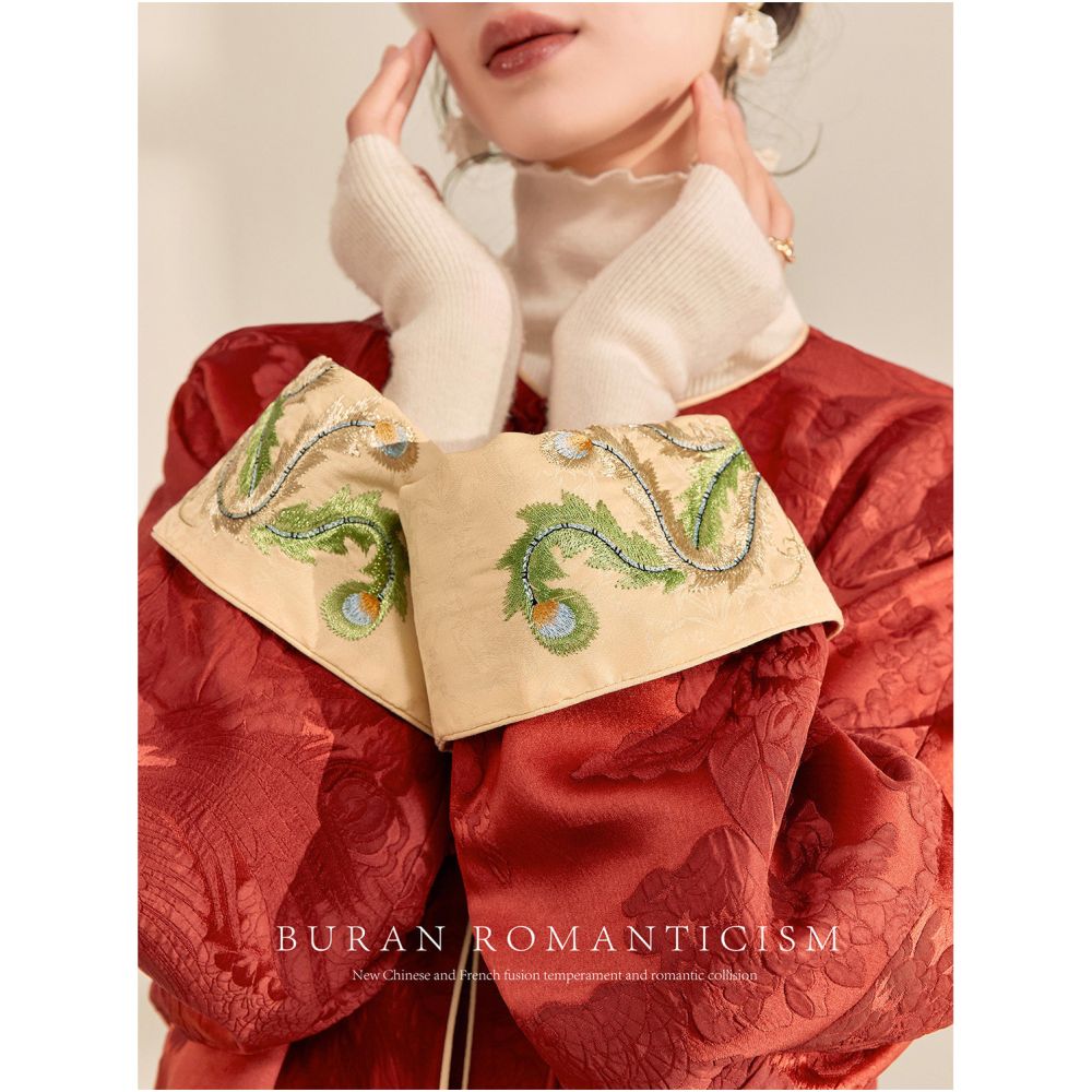 Women s 2025 New Popular Women s Autumn and Winter Coat with Heavy Industry Embroidered 3D New Chinese Style Tang Costume Top image 2